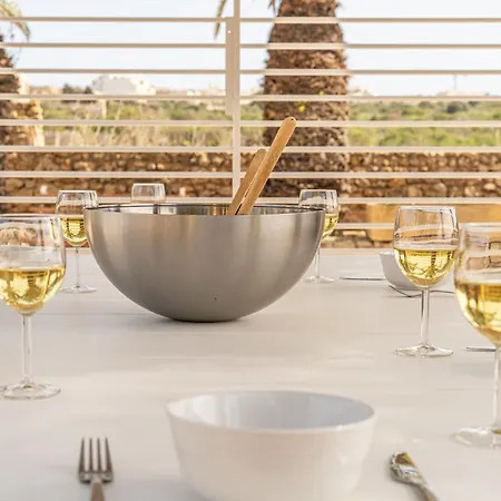 Sinjura Villa Xagħra