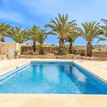 Sinjura Villa Xagħra