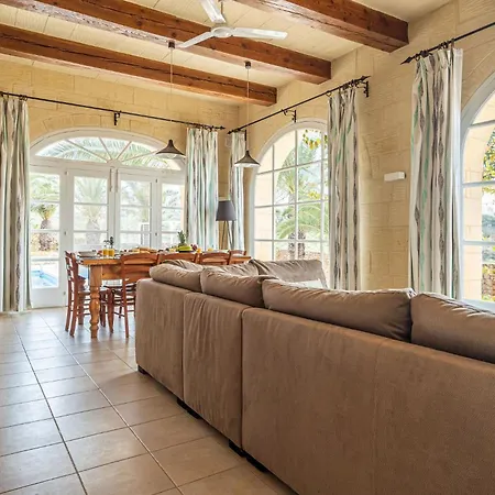 Willa Sinjura Xagħra