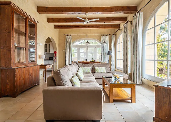 Sinjura Villa Xagħra